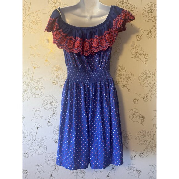 New Lilly  Pulitzer Dress Size Medium Kalama  Off-the-Shoulder Smocked  Blue - Picture 7 of 8